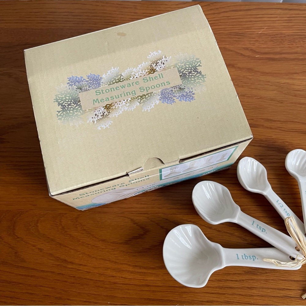 Cracker Barrel Stoneware Nesting Shell Measuring Spoons - Picture 8 of 14